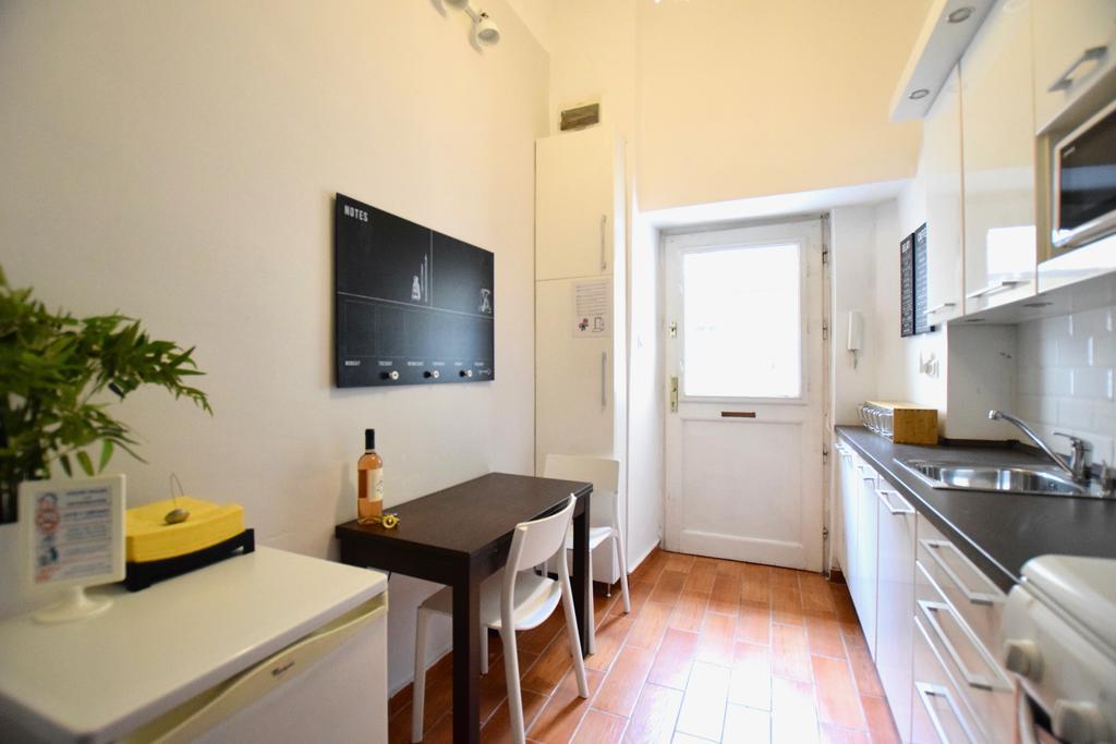 Standard Apartment By Hi5 - Chainbridge Будапеща Екстериор снимка