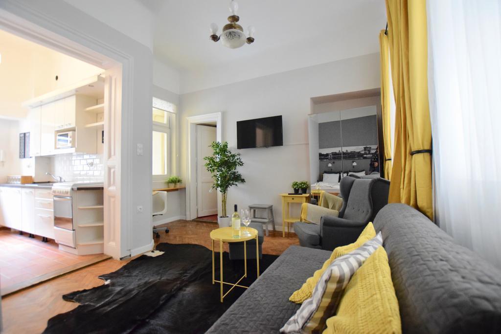 Standard Apartment By Hi5 - Chainbridge Будапеща Екстериор снимка